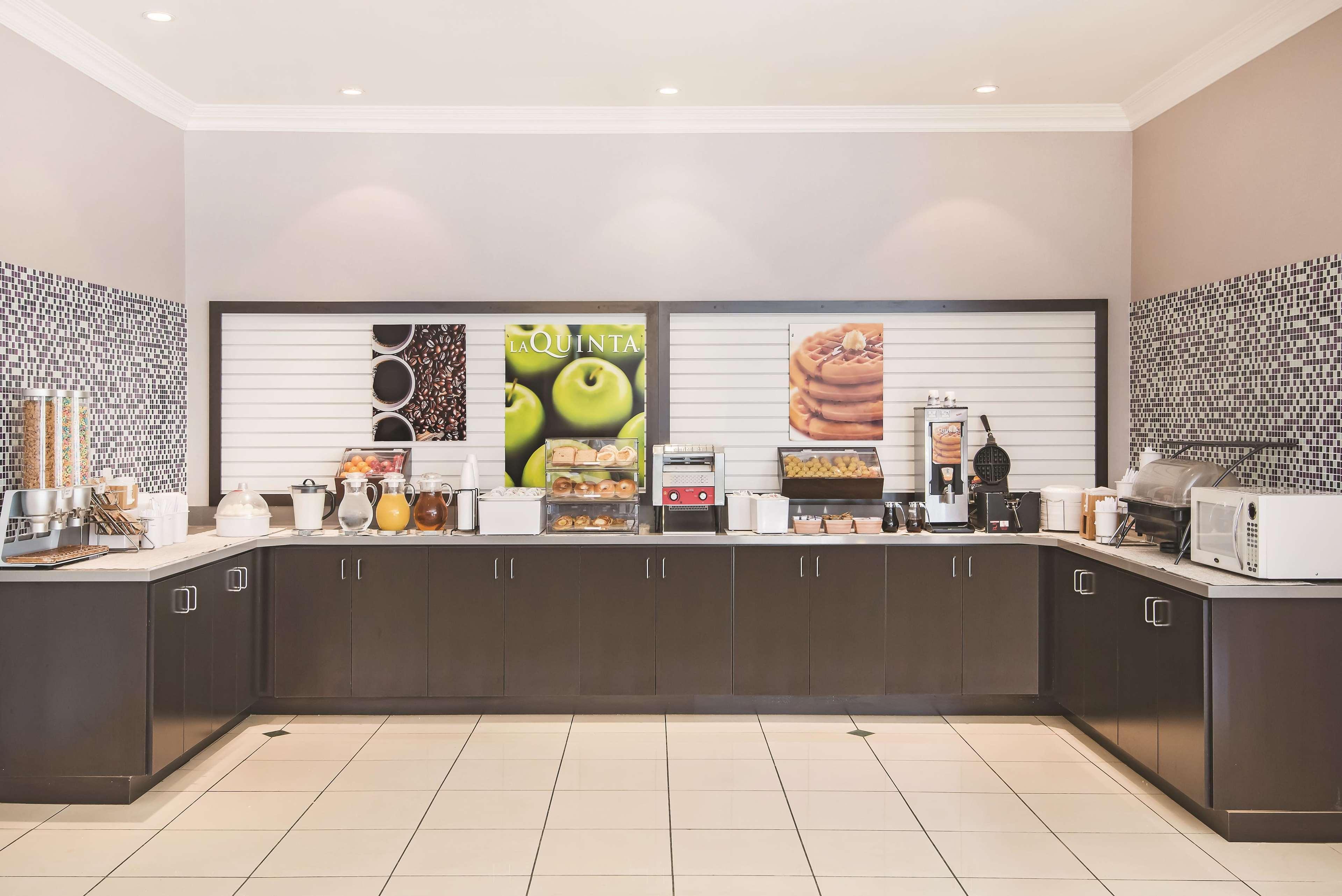 מלון La Quinta By Wyndham Modesto Salida מראה חיצוני תמונה
