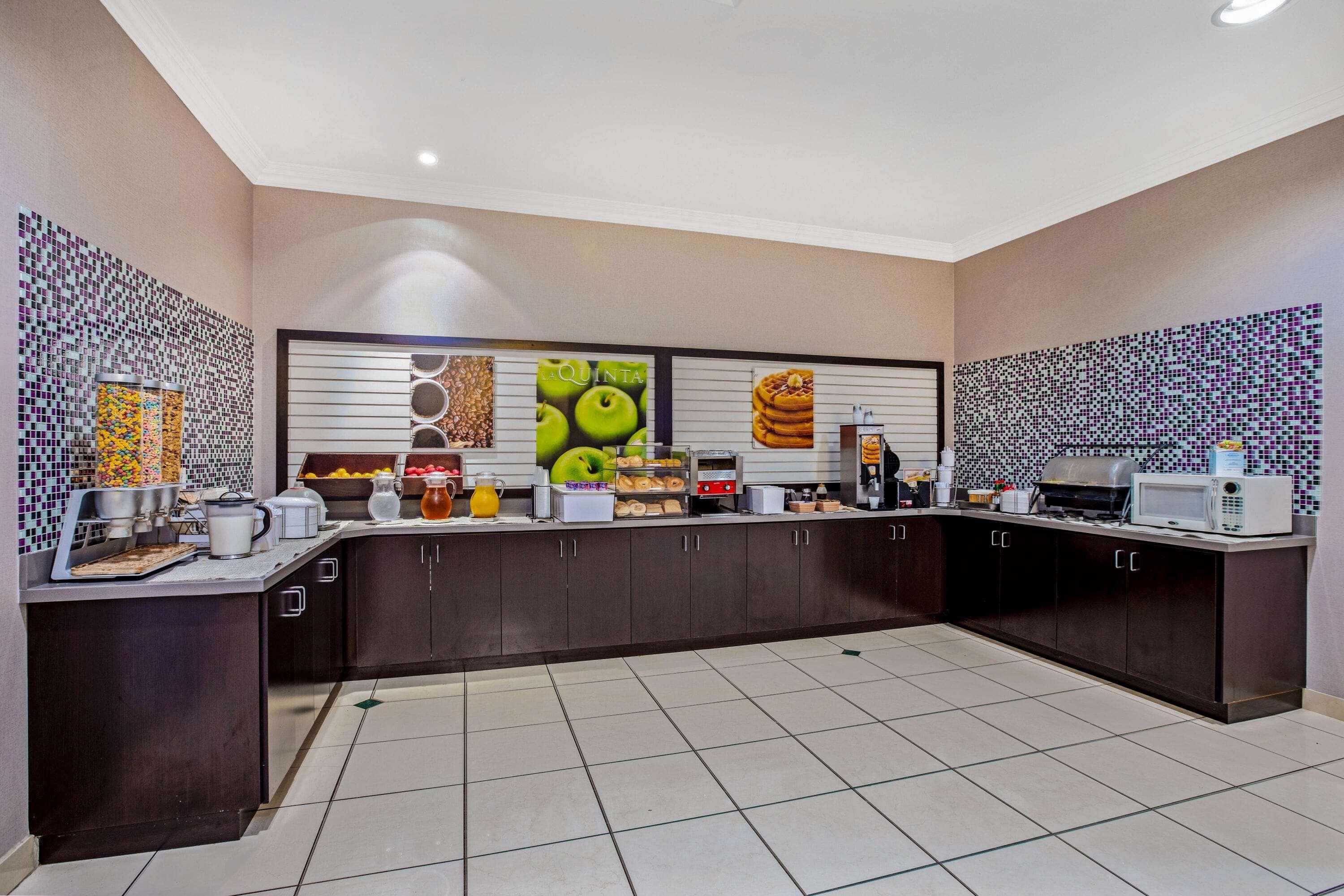 מלון La Quinta By Wyndham Modesto Salida מראה חיצוני תמונה