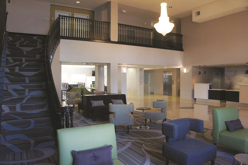 מלון La Quinta By Wyndham Modesto Salida מראה פנימי תמונה